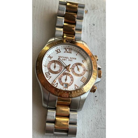 Michael Kors Layton MK5622 silver rose gold two-tone stainless steel watch $375 - Picture 8 of 11
